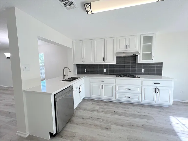 2725 Summerwalk Pl — Photo 5