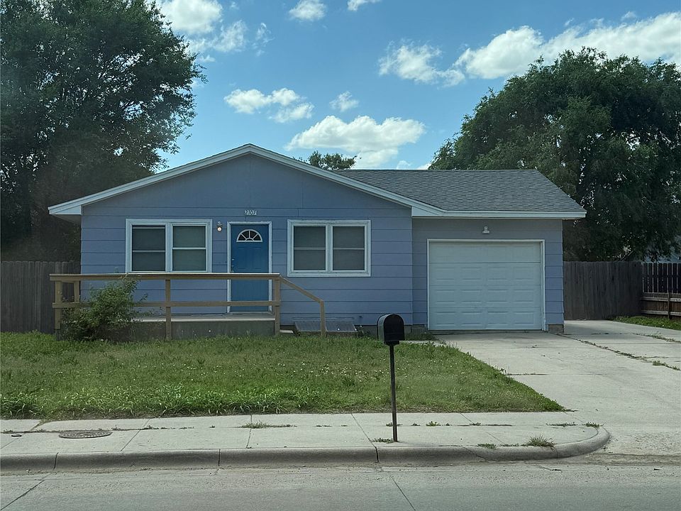 1st image of 2107 N 8th St