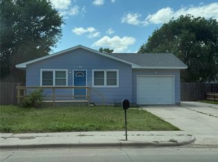 2107 N 8th St, Garden City, KS 67846
