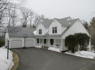91 Beverly Dr, Hampstead, NH 03841