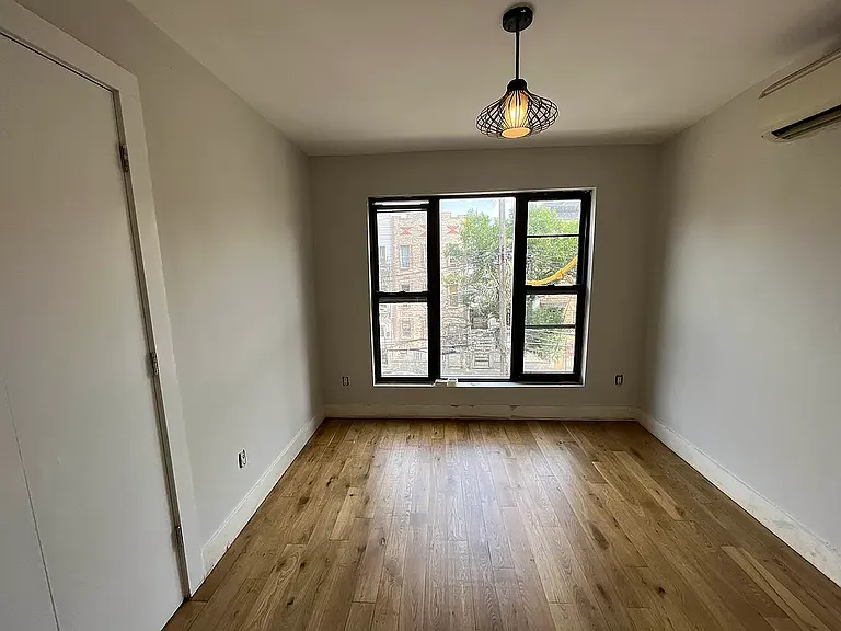 441 Harman St #3 — Photo 5