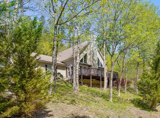 235 SW Whispering Pines Dr, Trenton, GA 30752