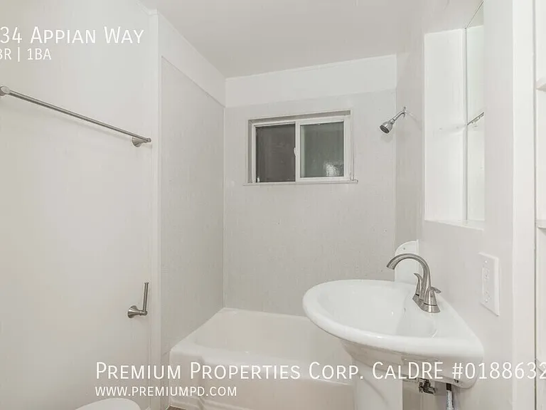 934 Appian Way — Photo 16