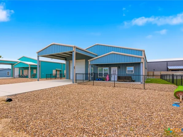 27 Marlin Azul Ln, Pt O Connor, TX 77982