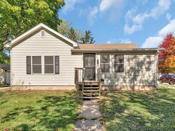 300 W South St, Dwight, IL 60420