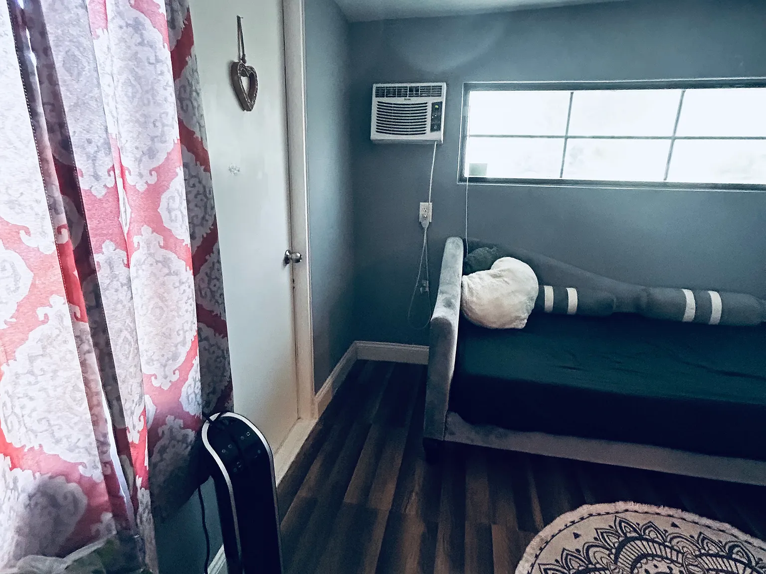 1 bed, 960 sqft, $1,450 — Photo 1