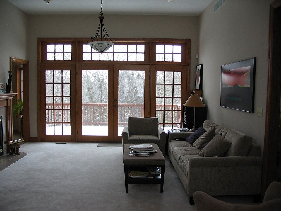 1st image of 3700 Stratford Ter