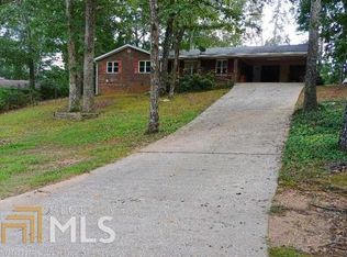 6268 Valhalla Dr, Douglasville, GA 30135