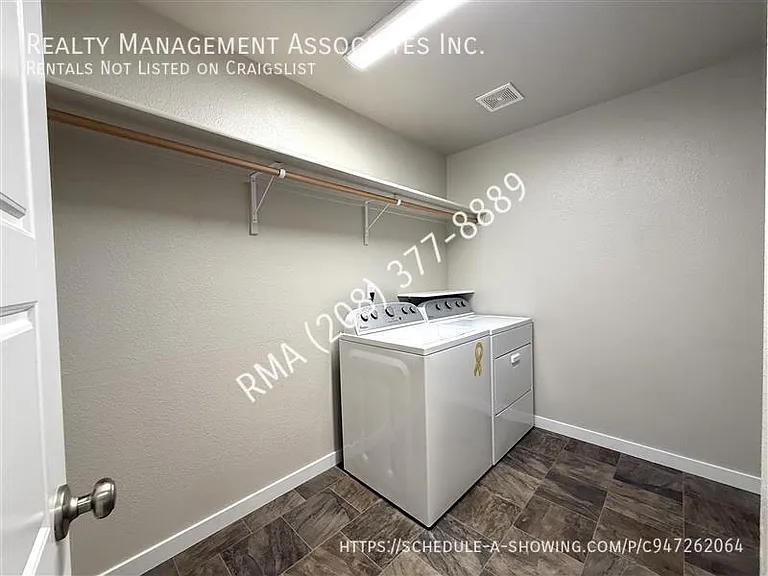 6031 N Spindrift Ave — Photo 13