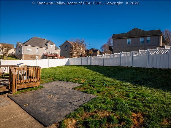 3rd image of 204 Gabrielle Ct