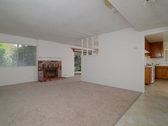 5th image of 5000 Hillhurst Dr