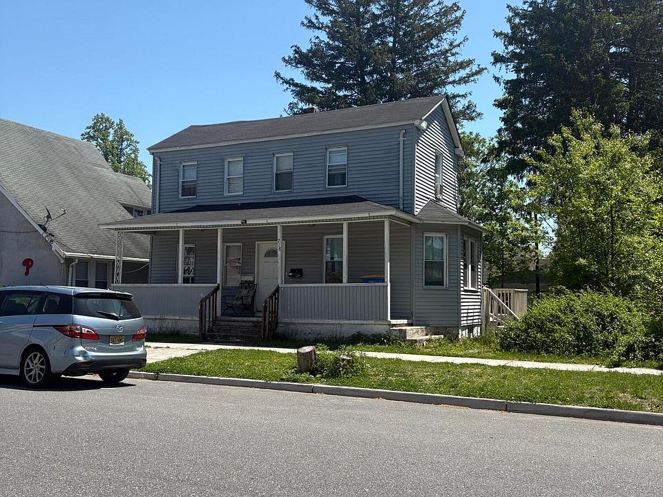 1st image of 216-218 London Avenue