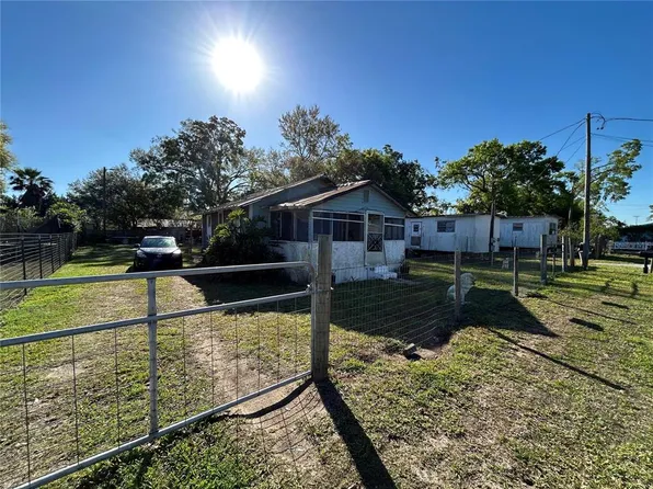 14740 Porter St, Dade City, FL 33523