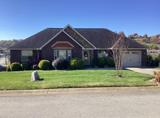 2203 Cristopher Ct, Morristown, TN 37814