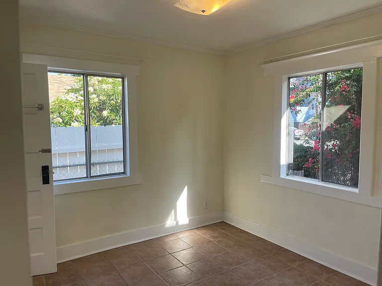 1804 Bellevue Ave — Photo 25