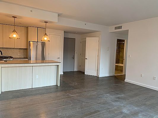1st image of 125 Parkside Ave APT 6G