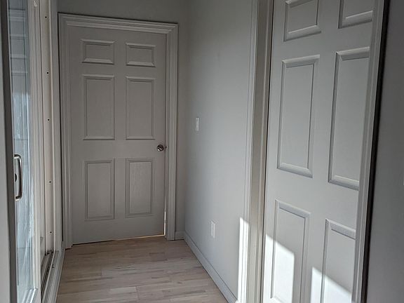 4th image of 47 S Franklin St #301