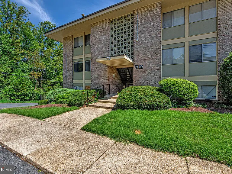 7170 Donnell Pl #C1 — Photo 4