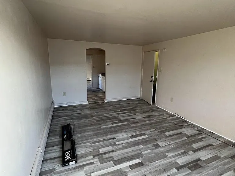 5909 Cottage St #2 — Photo 4