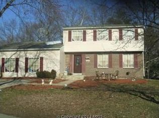 1089 Saint Ignatius Dr, Waldorf, MD