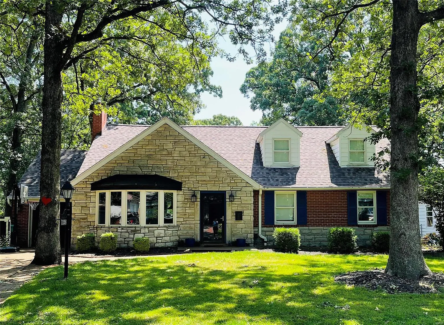 1128 Cheshire Ln photo 1