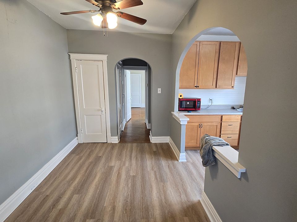 1st image of 2121 Prather Ave Floor 2