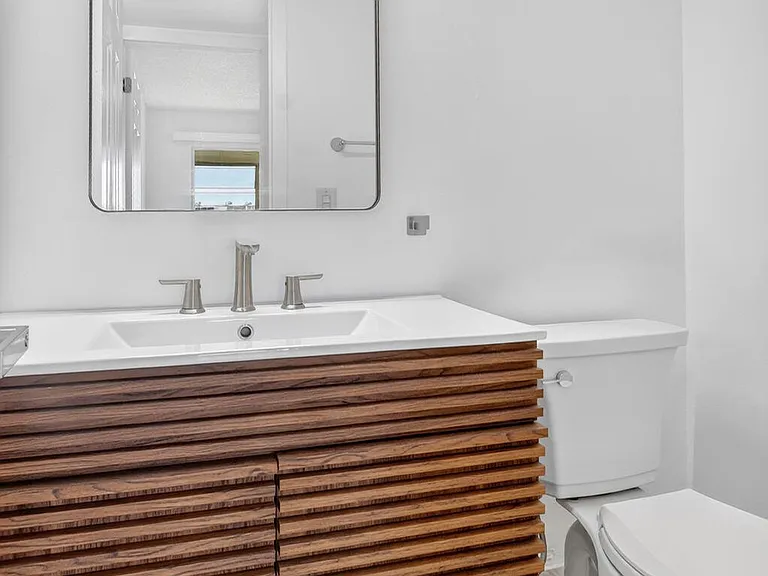 3045 Cornwall Dr #C — Photo 22