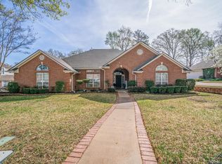 3812 Holly Ridge Dr, Longview, TX 75605