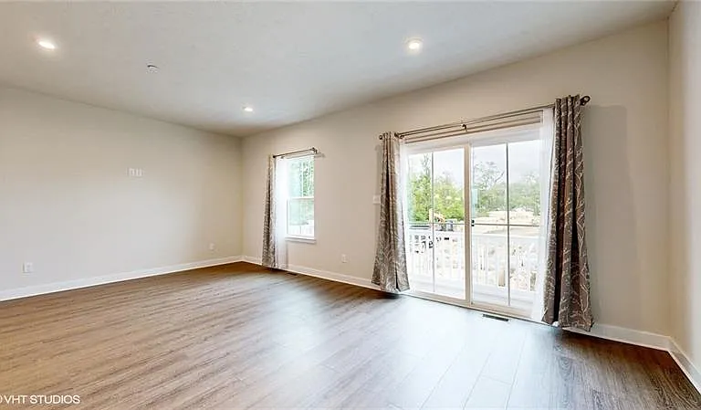 4908 Spruce Rd — Photo 12