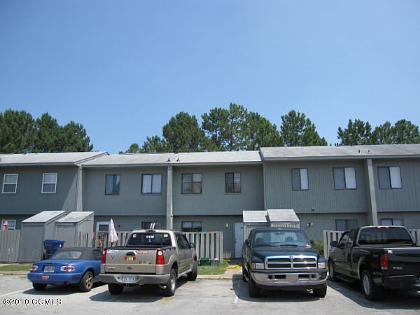 2nd image of 31 Brown Boulevard