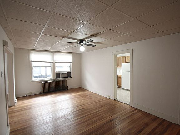5th image of 305 S Trenton Ave Floor 2