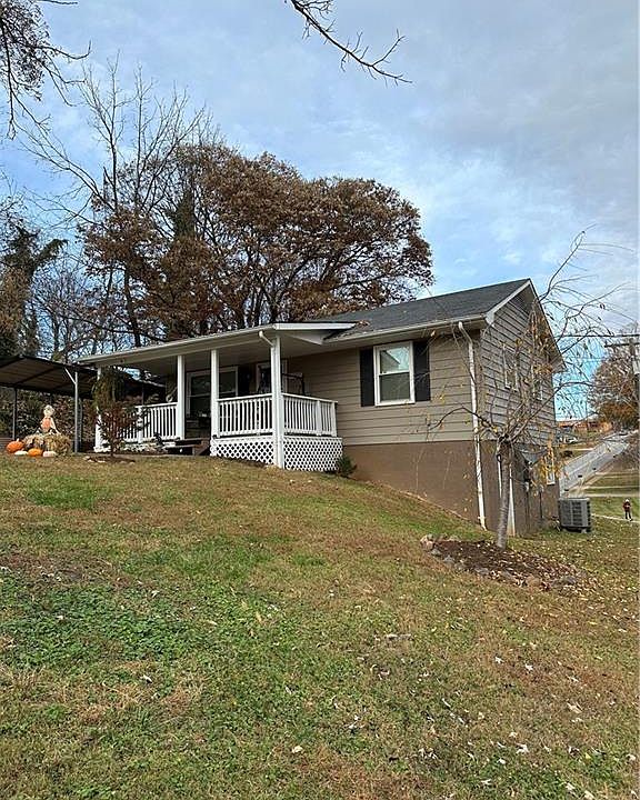 1st image of 1002 Odell St