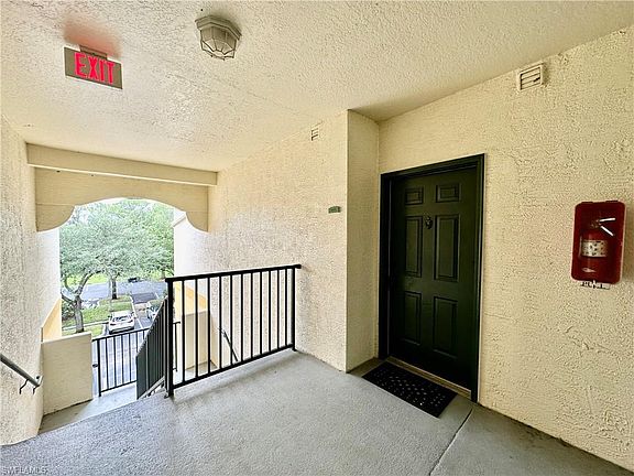 2nd image of 11571 Villa Grand #605