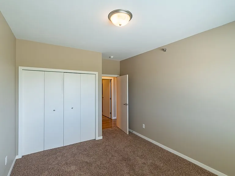 4050 S 34th St — Photo 35