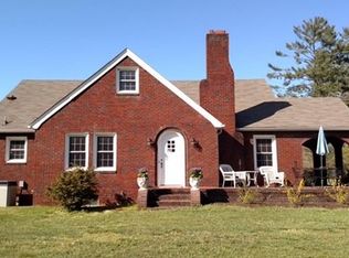 8110 Belews Creek Rd, Stokesdale, NC 27357