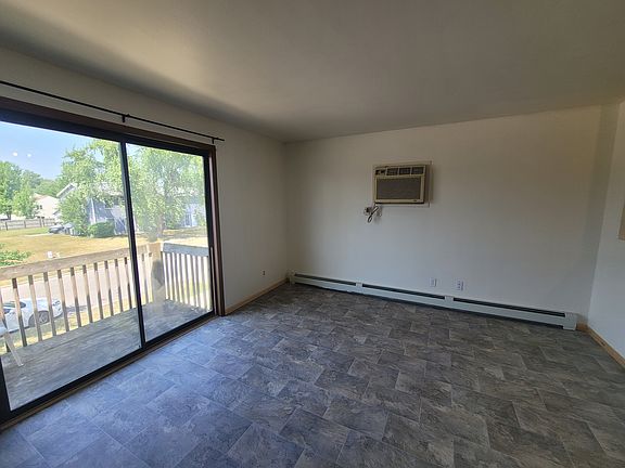 5th image of 1134 Country Ln #3