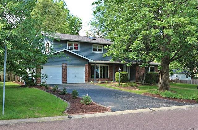 1st image of 1335 Momarte Ln