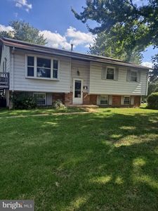 8701 Crandall Rd, Lanham, MD, 20706