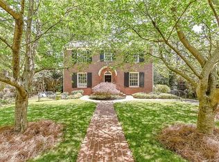 1625 Biltmore Dr, Charlotte, NC 28207