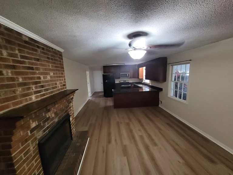 4901 Oriole Dr — Photo 3