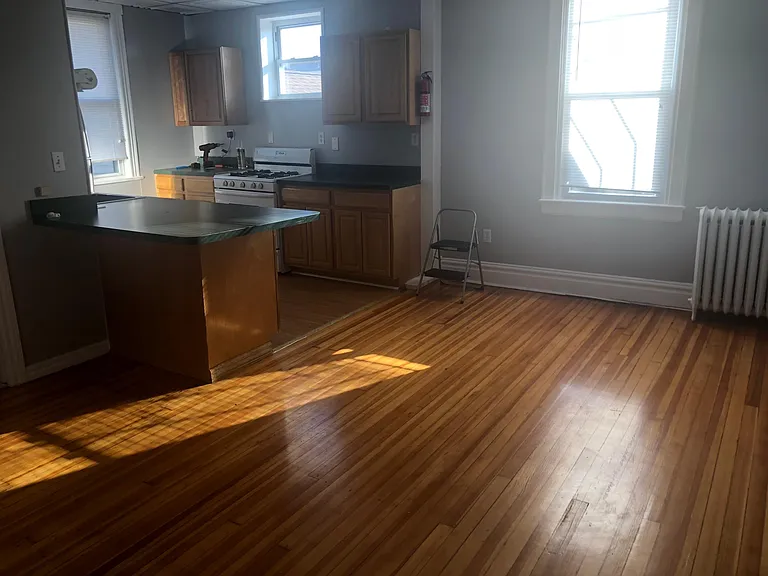 276 Desoto Pl #2 — Photo 2