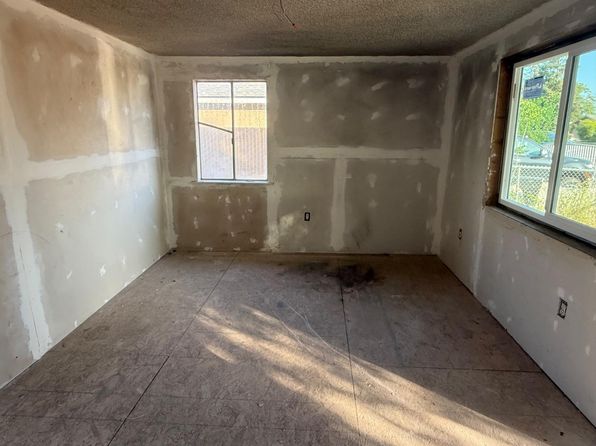 3640 S Calvin Ave, Fresno, CA 93725