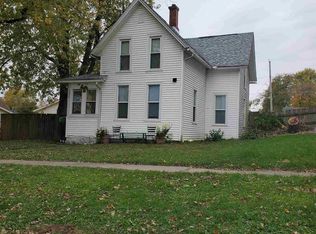 3020 Roosevelt St, Clinton, IA 52732