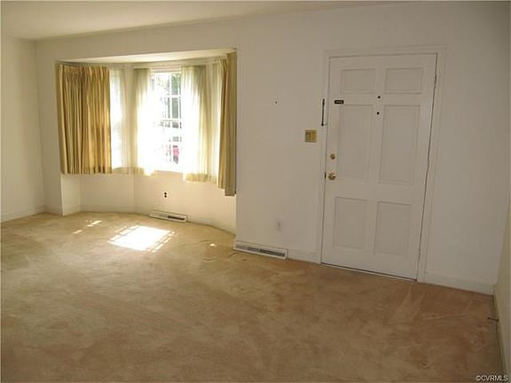 2nd image of 8420 Freestone Ave