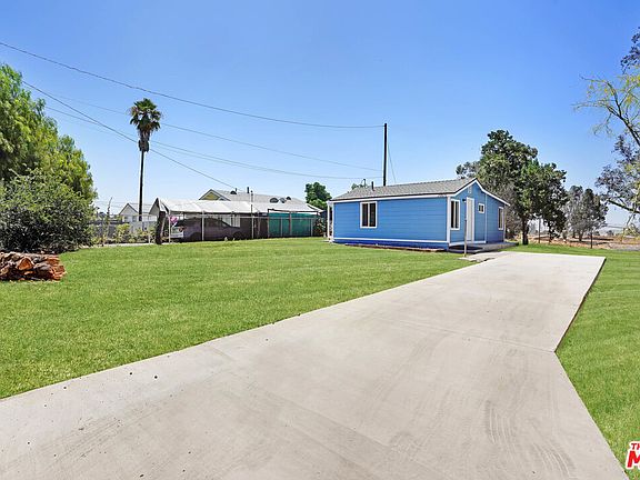 2nd image of 21809 Bay Ave