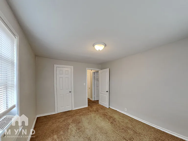 915 Woodrow Rd — Photo 12