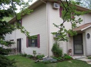 11 Meadow Run Dr SW APT C, Rochester, MN 55902