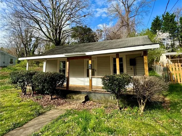 1724 Harrison Ave, Winston Salem, NC 27105