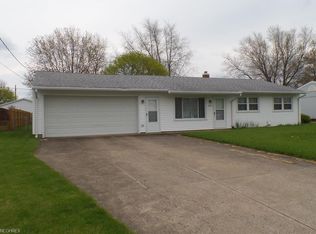 308 Gildona Dr, Sandusky, OH