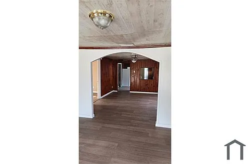 1206 Rich Ave Photo 1
